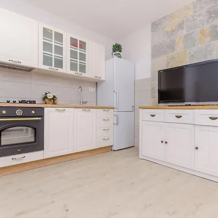 Selo Luka Apartament *