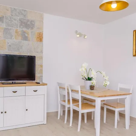 Apartment Selo Luka