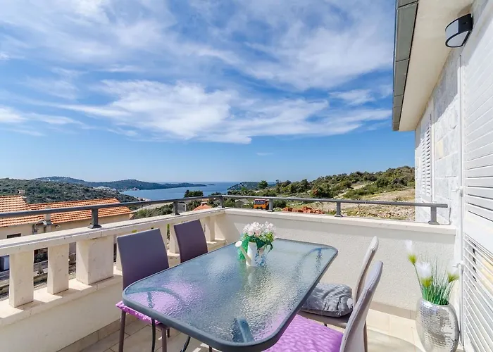 Selo Luka アパート Ražanj